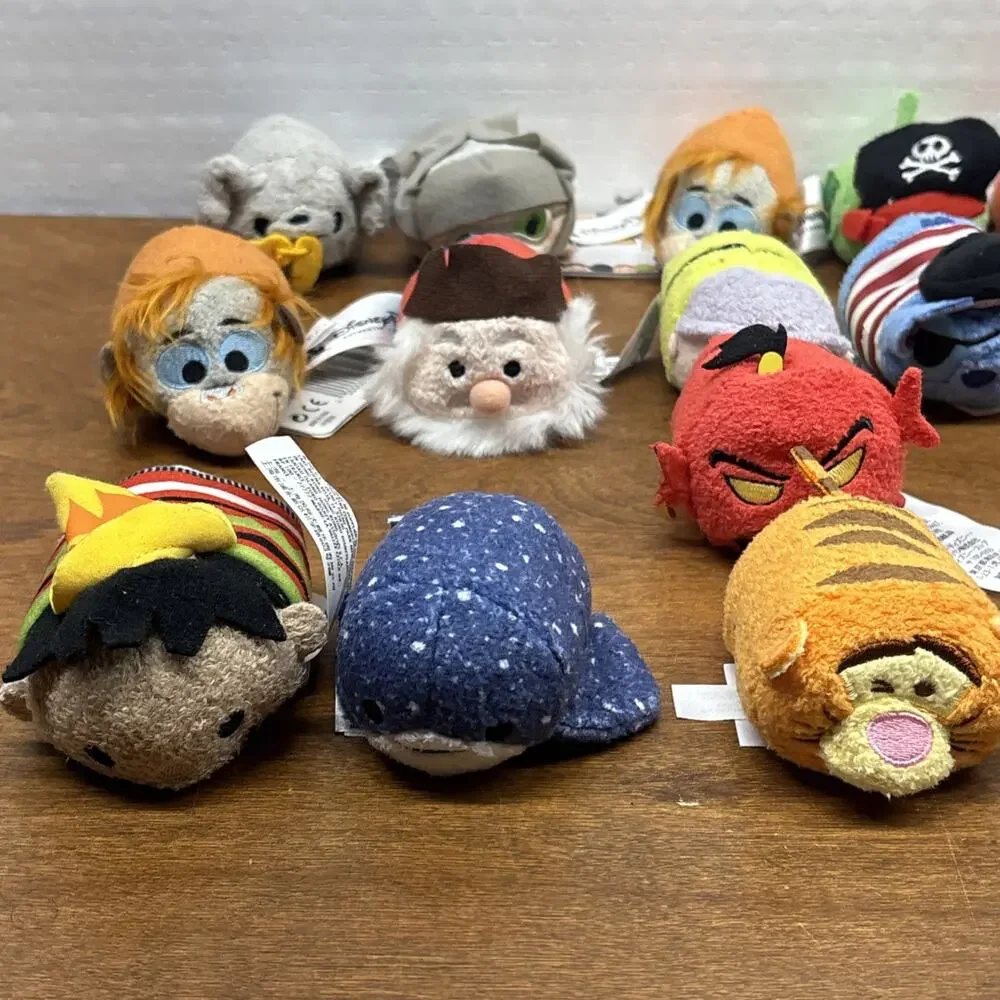 Lot Of 16 Disney Tsum Tsums Some New With Tags